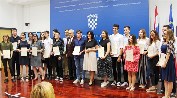 Slika \slike\Obrazovanje\Sakac-31-7-2019\1-31-7-2019-Sakac.jpeg